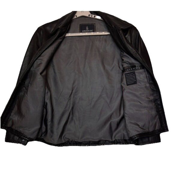 Vintage London Fog Men’s Medium Black Leather Jacket - Picture 3 of 15